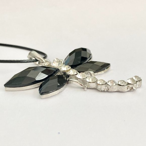 Vtg Dragonfly Necklace Pendant Insect Black Crystal Silver Plated Black Cord 18" - Picture 7 of 10